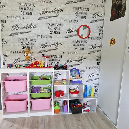 Holiday home Le Paradis Des Enfants Et Sa Maison En Bois Combrit