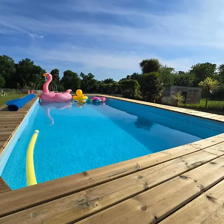 Holiday home Le Paradis Des Enfants Et Sa Maison En Bois Combrit